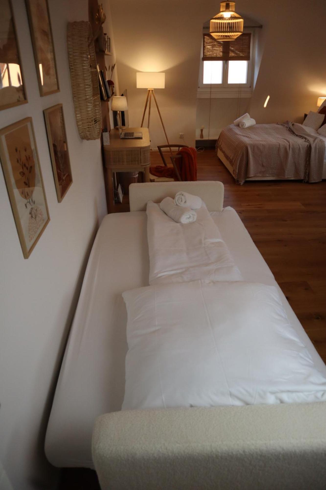Gemuetliches Boho Studio Apartment In Der Altstadt Kronbergs Kronberg im Taunus Extérieur photo